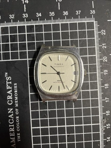 VINTAGE 1980'S TIMEX VISCOUNT CALENDAR SQUARE TV AUTOMATIC DATE MEN'S WATCH