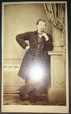 MARTI - Foto eines schönen jungen spanischen Mannes nach Barcelona - 1860