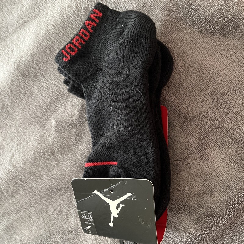 Nike Air Jordan Kids Low Cut Socks Black Red 3Y-5Y 3 Pair