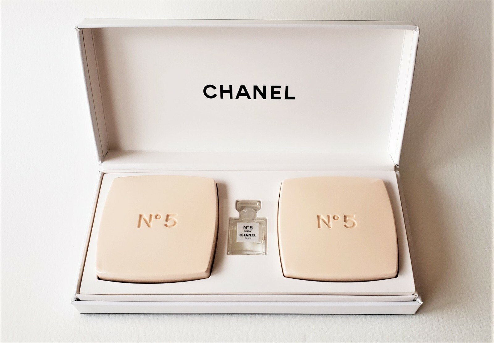 chanel no 5 soap set