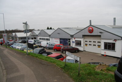 Foto 6x4 Vauxhall Autohaus & Garage, Lamberts Rd, North Farm Estat c2009