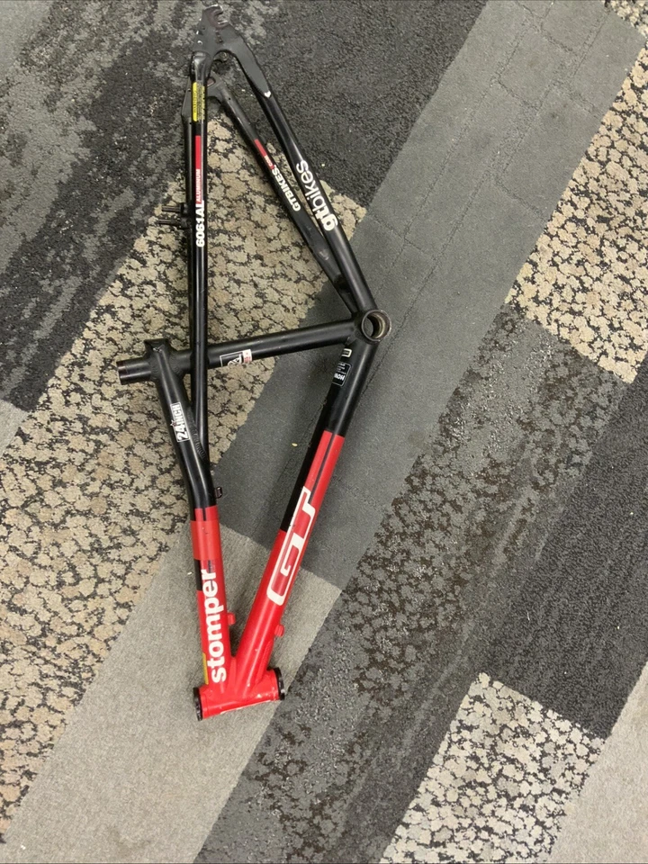 Cuadro de rueda GT Stomper 24” Foto 2 de 4