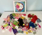 Vintage Barbie- Model 1969 SKIPPER Doll Carrying Case No. 4966 W/ Clothing Lot
