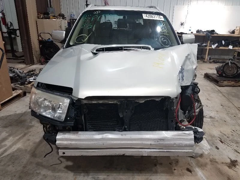 Reposacabezas delantero izquierdo Subaru Forester XT 2006 conductores *cuero bronceado* ver pieza desc Foto 3 de 4