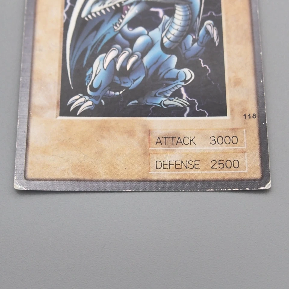 Yu-Gi-Oh BANDAI Blue Eyes White Dragon Super Rare 1998 #118 EX-VG English s992 - Image 4 of 4