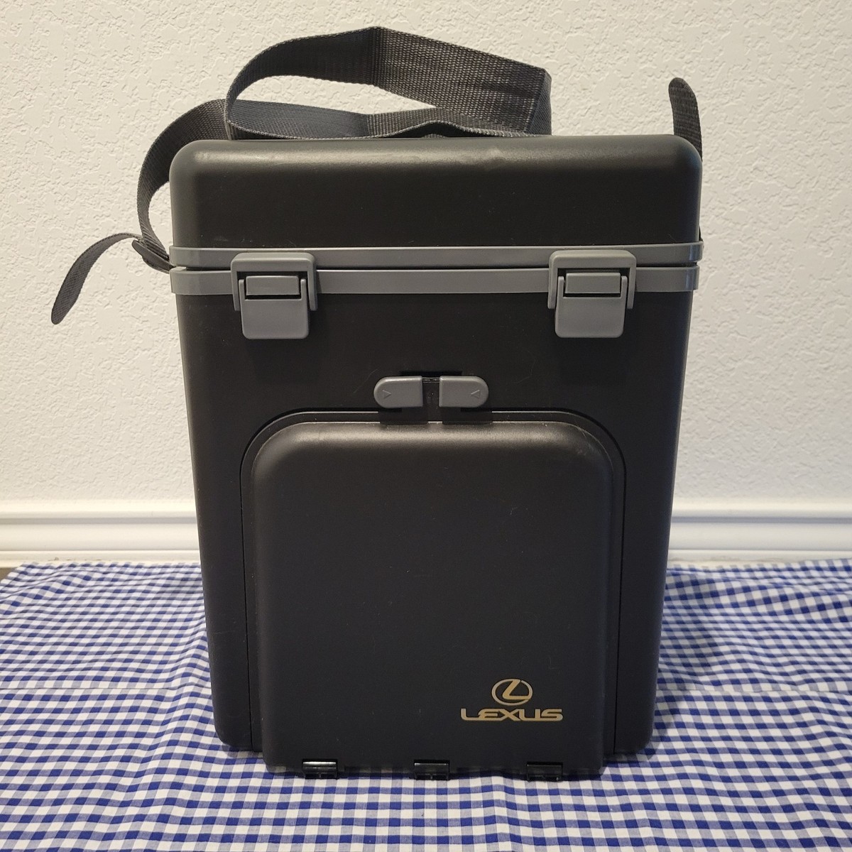 OEM Lexus Cooler Picnic Set Cups, Silverware, & Shoulder Strap | eBay