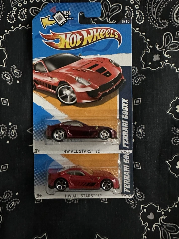 Hot Wheels Ferrari 599XX Super Treasure Hunt With Regular  - Image 4 of 4