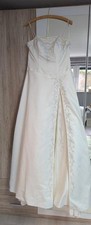 Brautkleid Größe 38/40 in Yvori mit viel Zu...