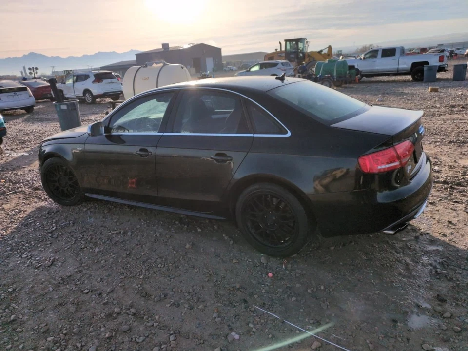 FUEL PUMP 8K0919051G 2010-2012 AUDI S4 AUDI - Imagem 2 de 4