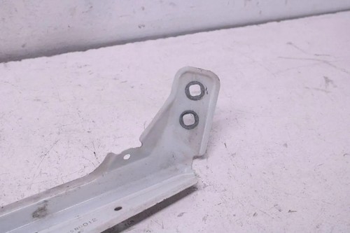 BMW X4 F26 Kotflügelhalter vorne links 7709N0012 2.00 Petrol 180kw 33282315