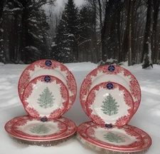 ROYAL STAFFORD MADE ENGLAD RED GREEN CHRISTMAS TREE 4 DINNER 4 SALAD PLATES NWT