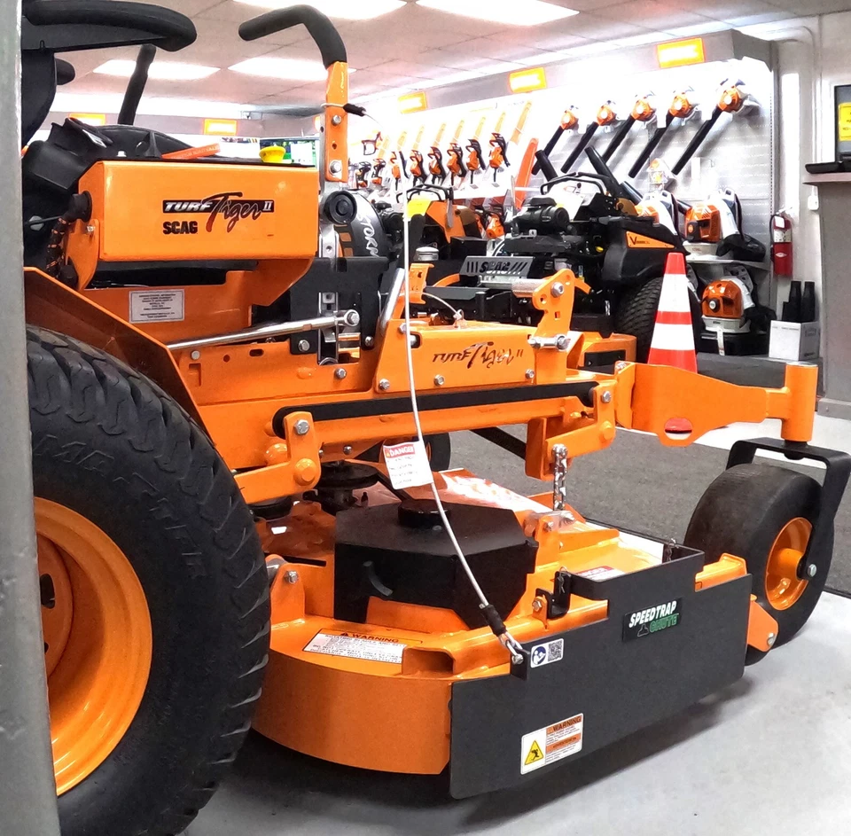 Speedtrap® Chute Blocker Scag® Turf Tiger™ 2 52"/61" Mowers (2min install!) - Image 3 of 4