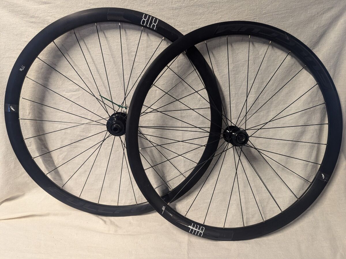 Fulcrum Racing 818 Wheelset (Minor Cosmetic Ding) | eBay Fulcrum Racing 818 Wheelset (Minor Cosmetic Ding) | eBay