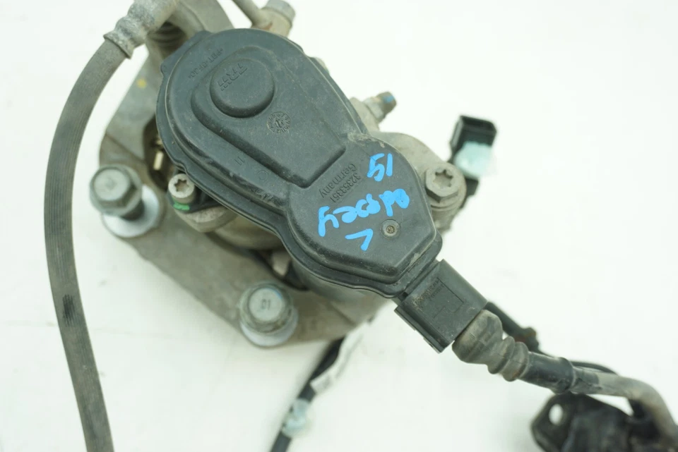 HONDA ODYSSEY 2018-2021 PINZA DE FRENO TRASERA IZQUIERDA LADO DEL CONDUCTOR CARROCERÍA MONTAJE OEM Foto 3 de 4