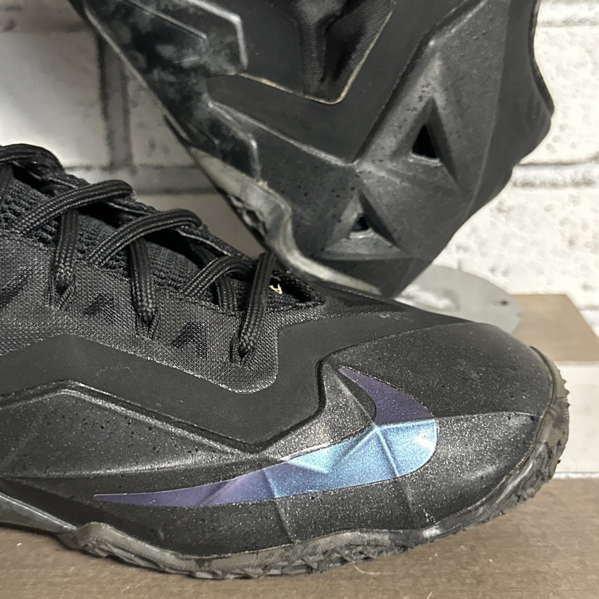 LeBron xi blackout LeBron 11  main image 2