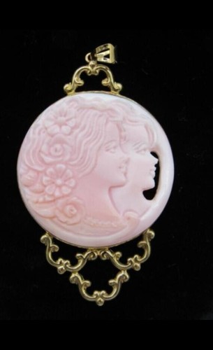 Scognamiglio 14K Angelo Pelle Corallo Cammeo Due Sorelle Bellissimo Cammeo Rosa Intagliato