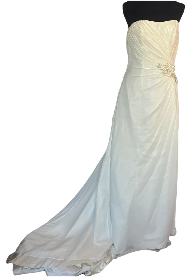 Vestido de novia Maggie Sottero talla 12 funda sin tirantes fluido gasa con tren Foto 4 de 4