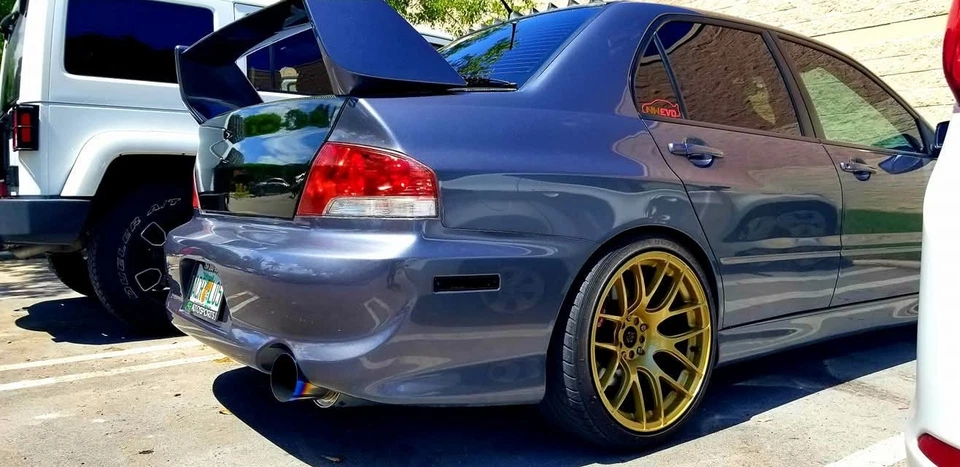 Mitsubishi Lancer Evolution 9 2006 Foto 2 de 4