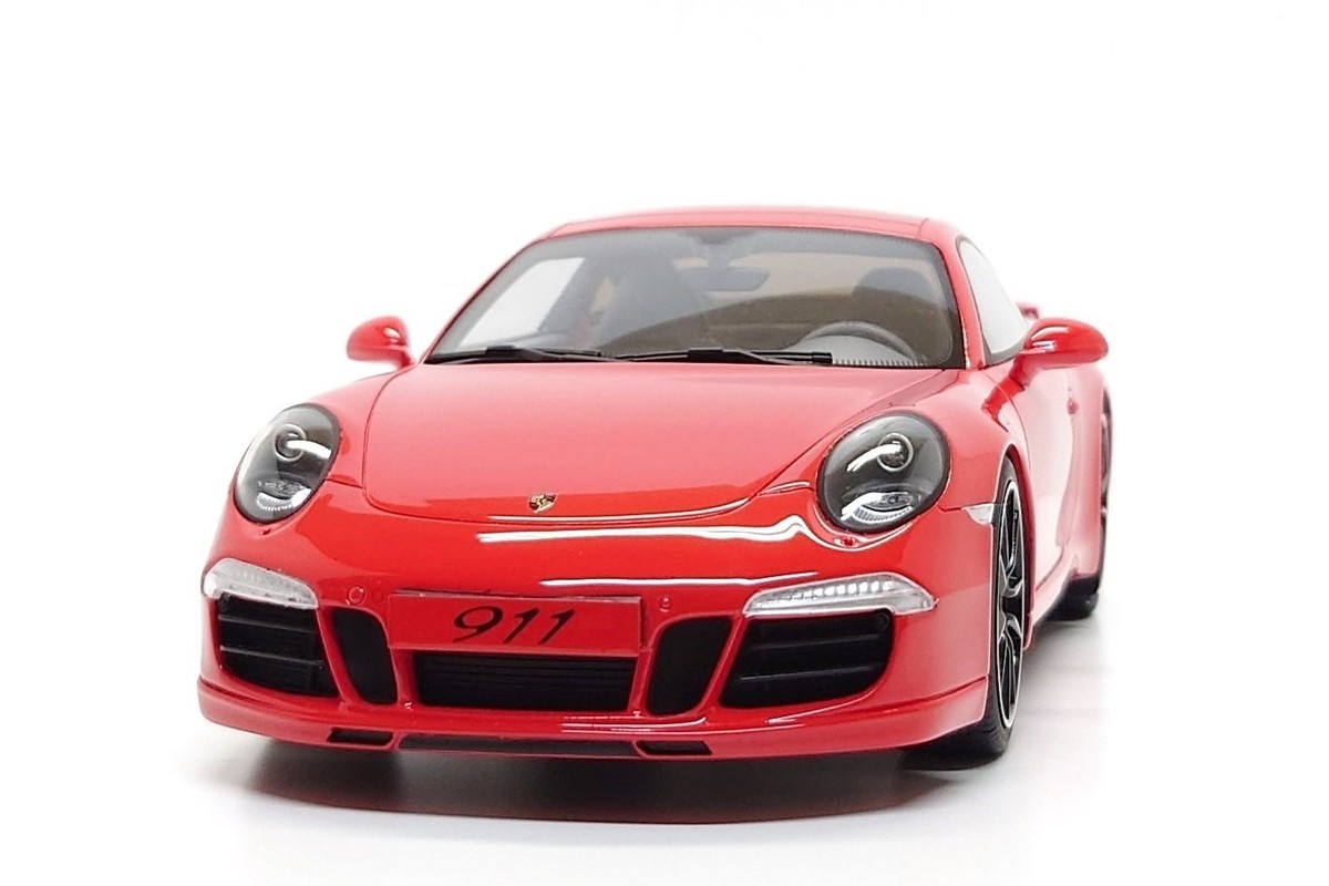 GT Spirit 1:18 Porsche 911 Carrera S (991) Aerokit in Guards Red 