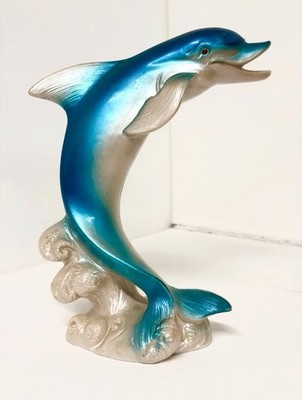 Fontanini Figur eines Tümmlers, Flaschenrachen-Delfin auf Wellenbasis