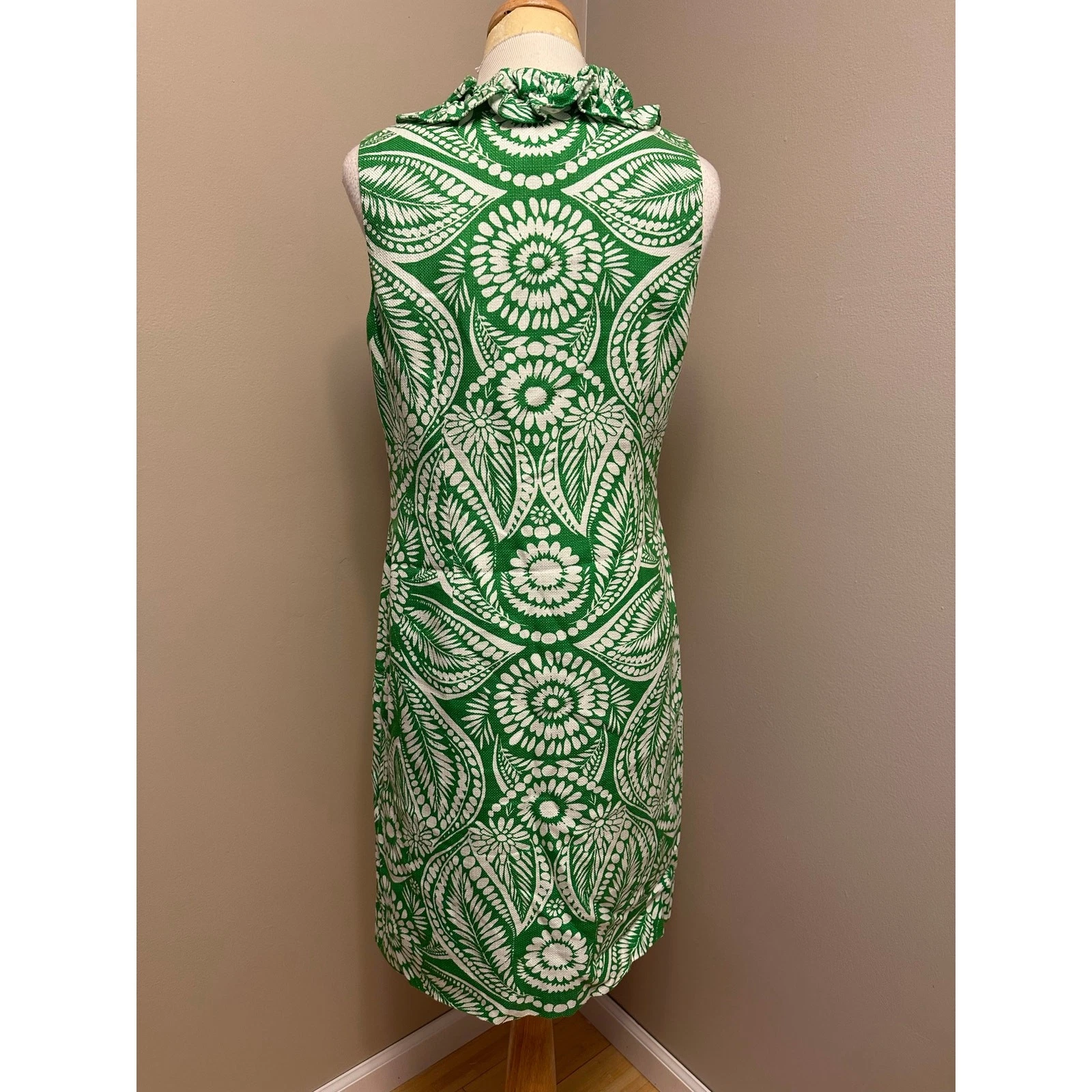 Abito tubino Kate Spade Bonnie verde botanico e bianco con volant taglia media