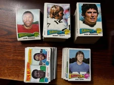 Pick From List 1975 Topps Football Cards Mostly exmt, others notedBuy 4+ for 33%
