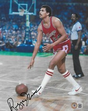 Reggie Theus signed autographed Chicago Bulls 8x10 photo proof Beckett COA
