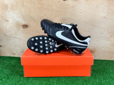 Nike Tiempo Mystic II AG 317724-011 US7.5 UK6.5 Black boots Cleats