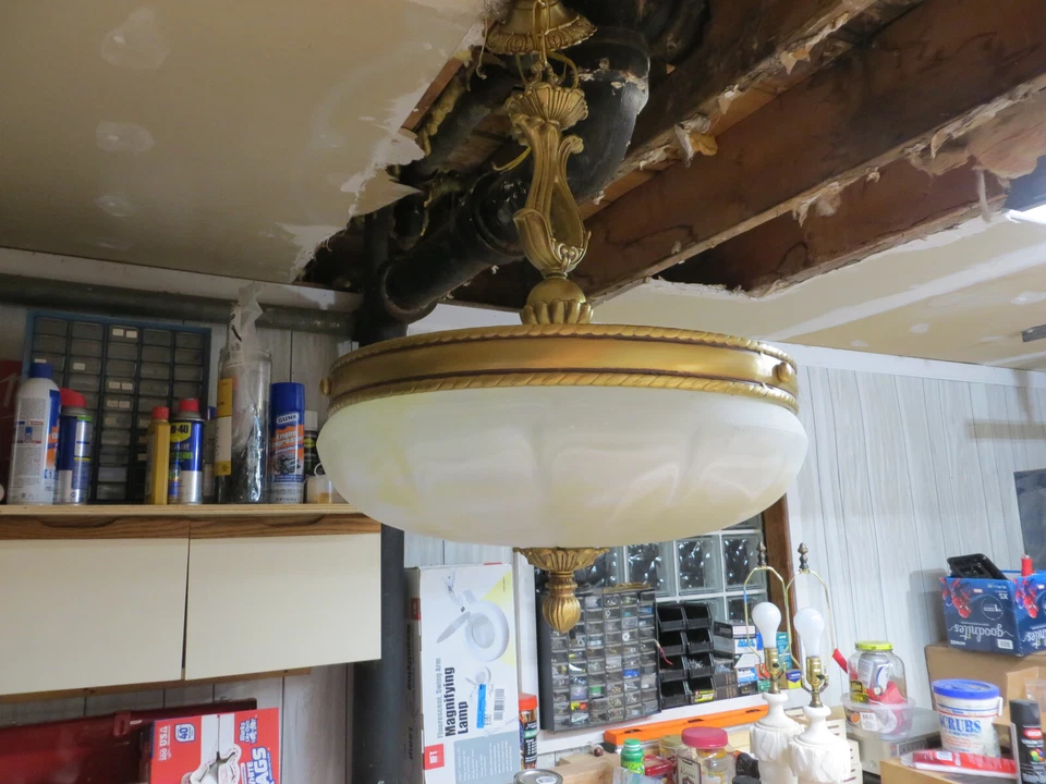 ALEXANDRIA II COLGANTE DE 5 LUCES EN BRONCE SATINADO POR ILUMINACIÓN CLÁSICA # 69505 SBB Foto 2 de 4