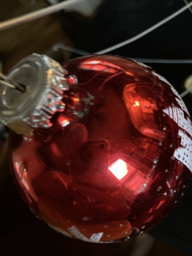 Christmas Glass Ornament NEW YORK SKYLINE Red - Picture 4 of 8
