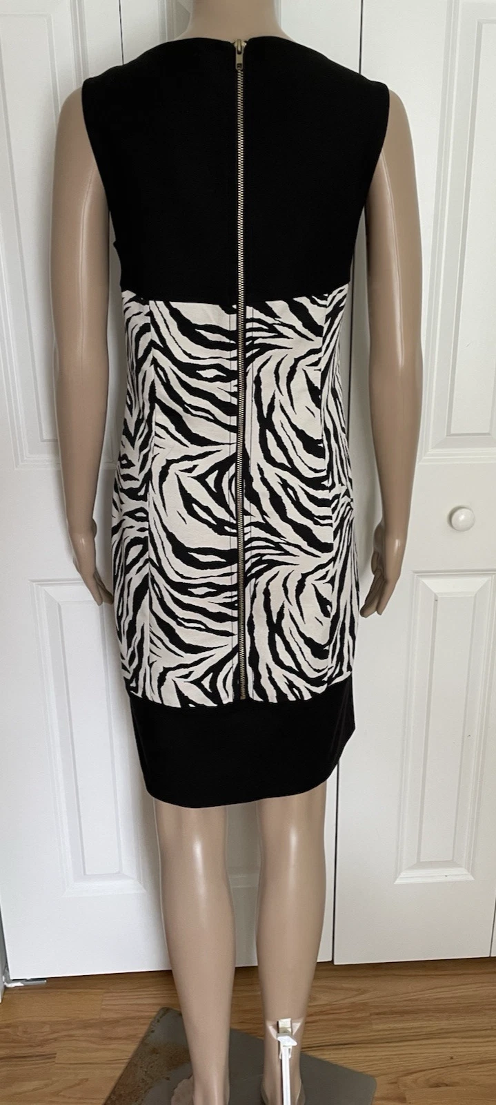 OFF WHITE Abito smanicato M 10 bianco e nero zebrato stampa animalier grande foderato con cerniera