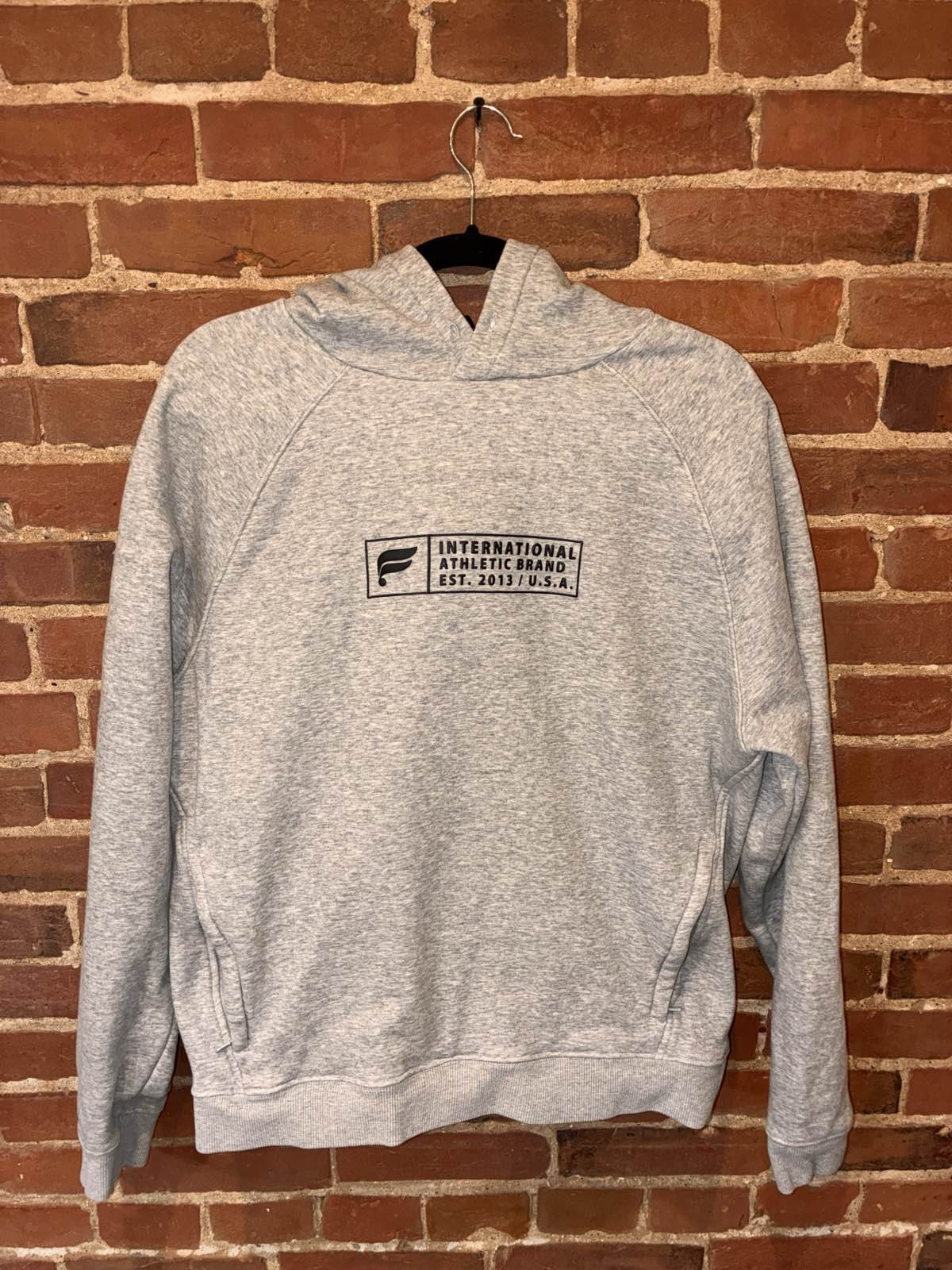 Fabletics Men's Gray Pullover Athletic Hoodie Log… - image 1