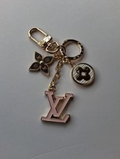 Louis Vuitton Pink LV Bag Charm Key Holder Monogram Flower Keychain