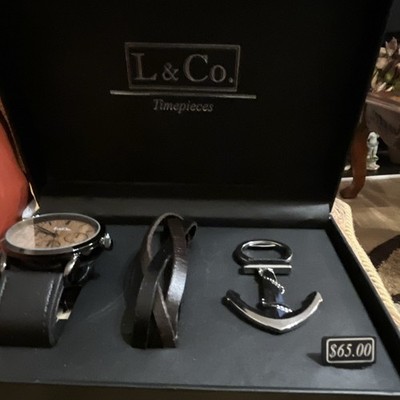 L&Co. Timepieces Quartz Analog Watch Black Leather Strap Beige Dial Box