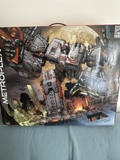 TRANSFORMERS SDCC METROPLEX 2013 TITAN CLASS FIGURE GENERATIONS HASBRO