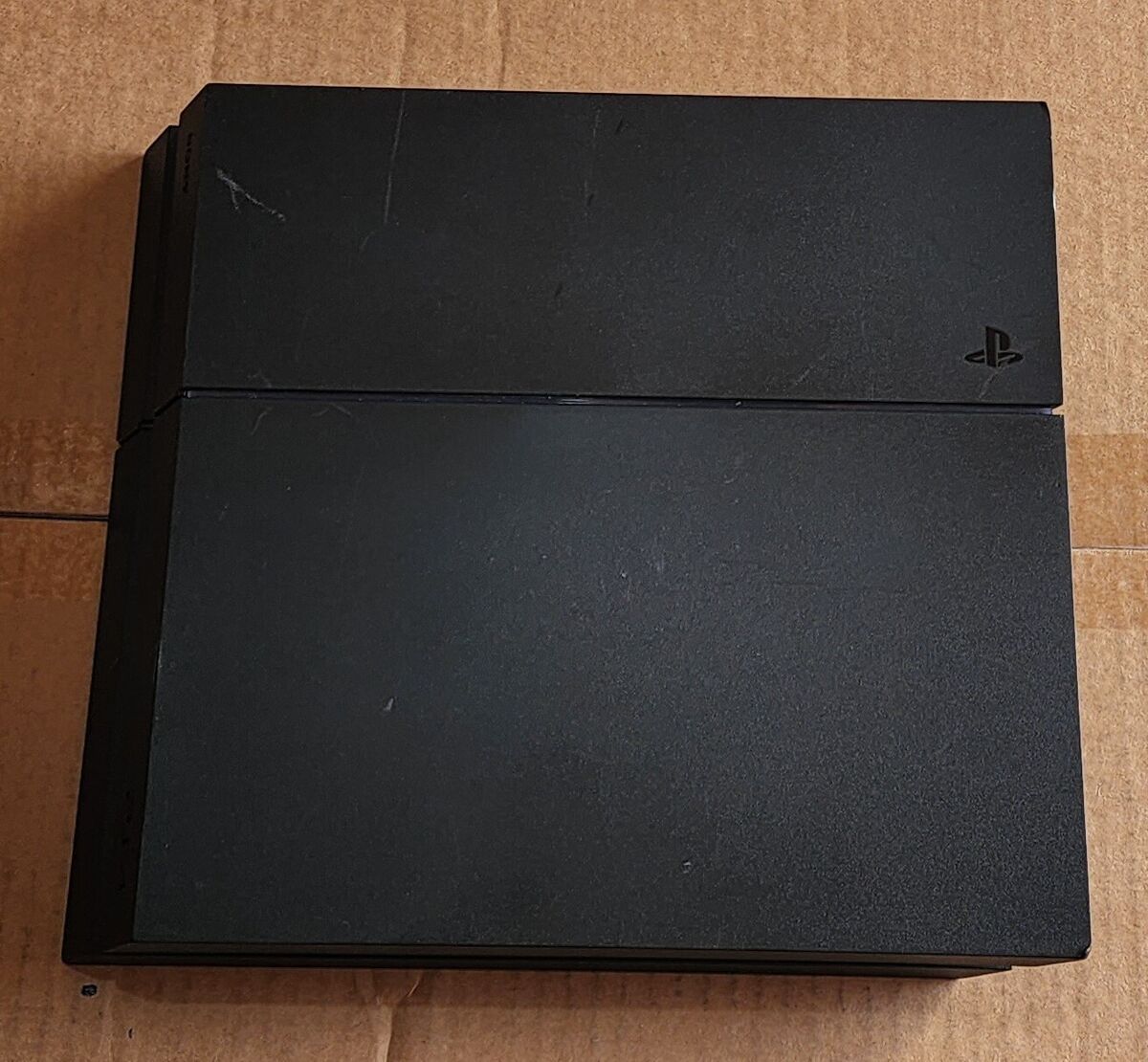 Sony PlayStation 4 Pro - Model CUH-1215A 230W 50/60Hz 2.3 Sony PlayStation 4 Pro - Model CUH-1215A 230W 50/60Hz 2.3