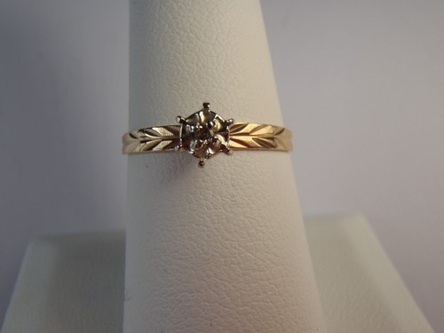 Vintage 10K Gold Engagement Promise Ring GENUINE REAL 1 Point Diamond Size 7 - Picture 12 of 20