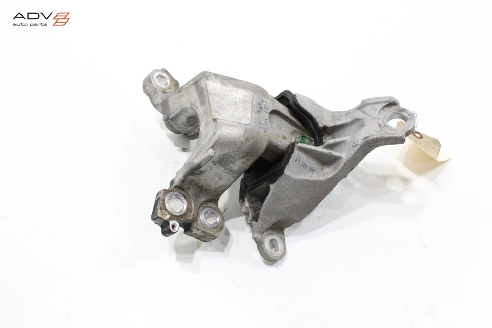 2017 - 2023 HONDA CIVIC 2.0L MANUAL TRANSMISSION LEFT MOUNT SUPPORT BRACKET OEM - Image 2 of 4