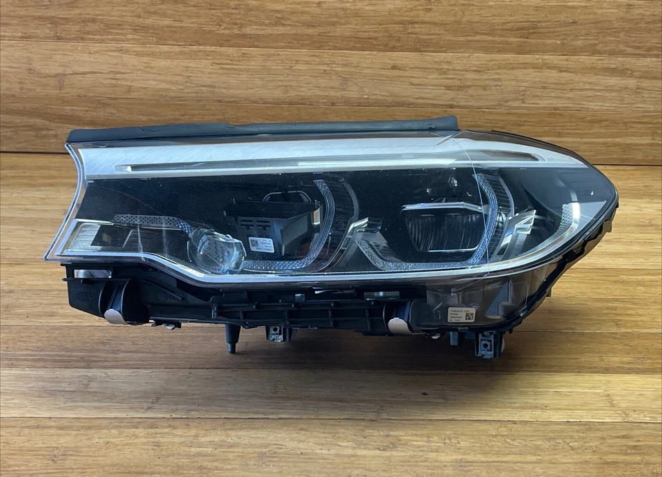 2016-2020 BMW M5 F90 G30 Left Adaptive LED Headlight Lamp Assembly OEM *NOTE* - Image 3 of 4