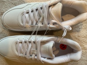 size 11 women's tennis shoes