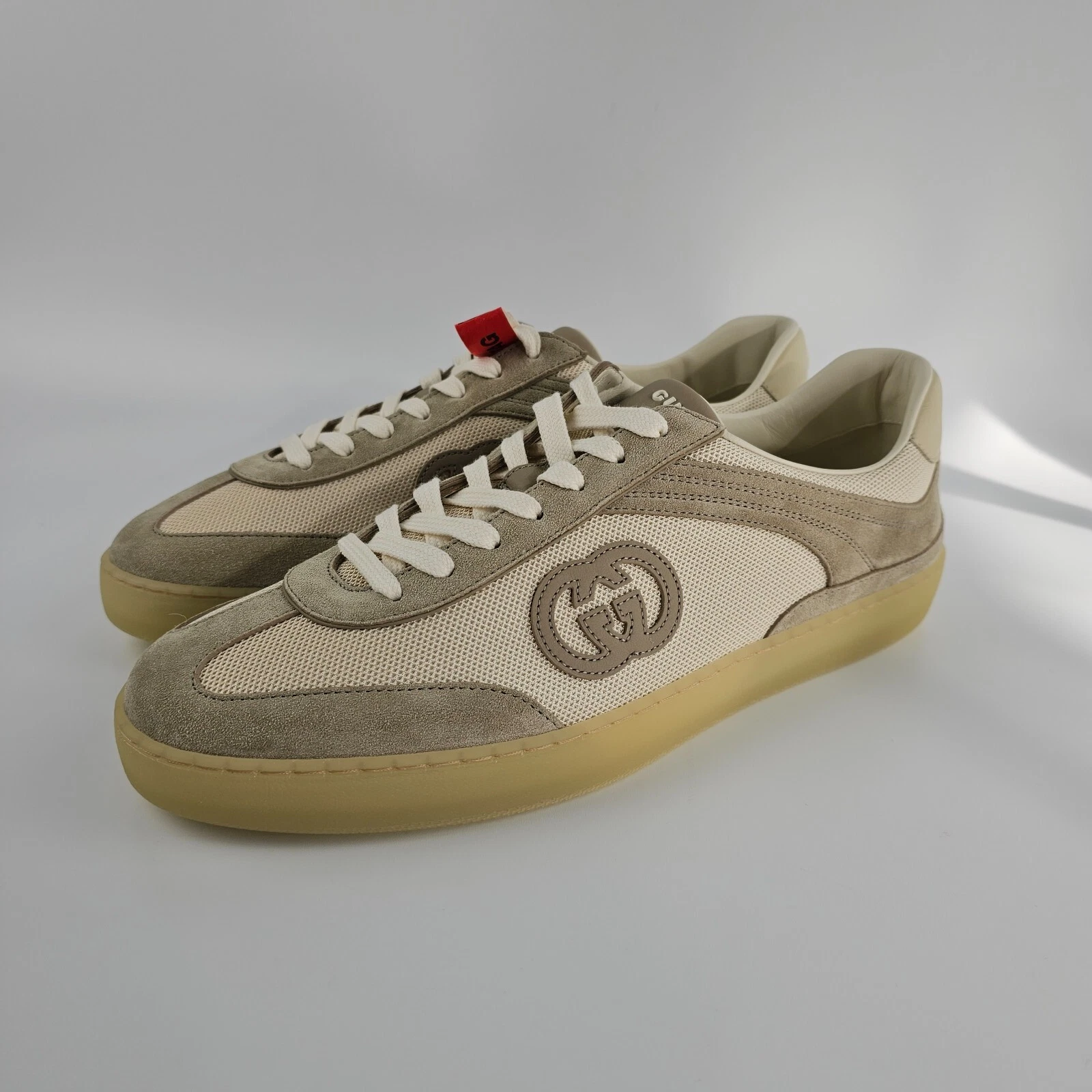 Baskets homme GUCCI G75 en daim beige avoine neuves et authentiques