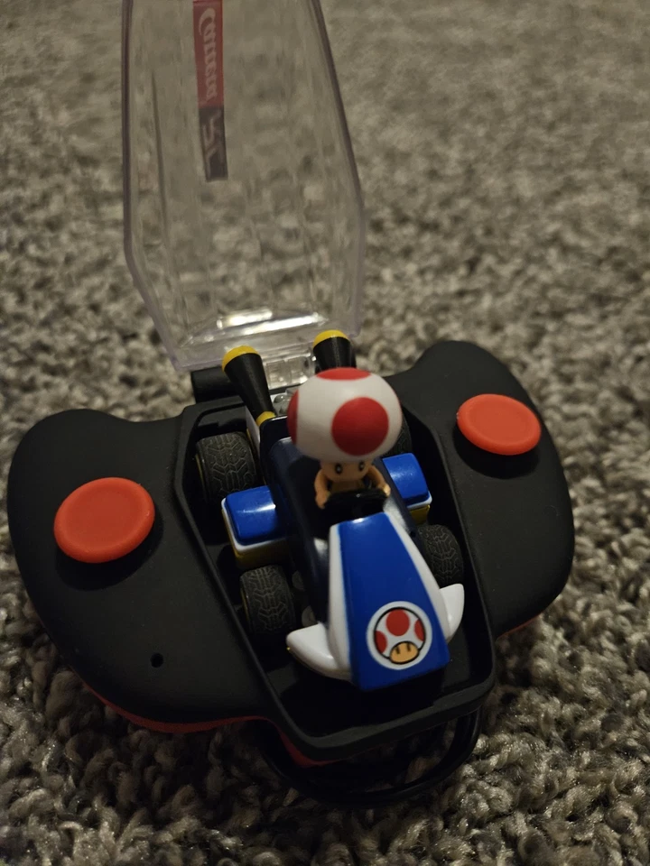Mario Kart Carrera RC 1:50 Scale Mini Remote Control Car TOAD  And YOSHI Tested - Image 2 of 4