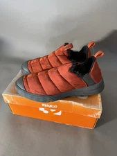 32 ThirtyTwo The Lounger Winter Shoes, Orange, Size 8.5