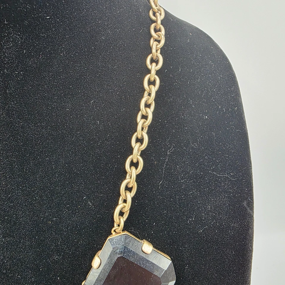 Collar babero cadena colgante de cristal negro cuadrado tono dorado para mujer J Crew 22" Foto 3 de 4