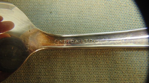 VINTAGE ONEIDA LTD SILVER PLATE 3 PIECE CHILD SET "ENCHANTMENT-LONDONTOWN" NEW!! - Picture 3 of 3