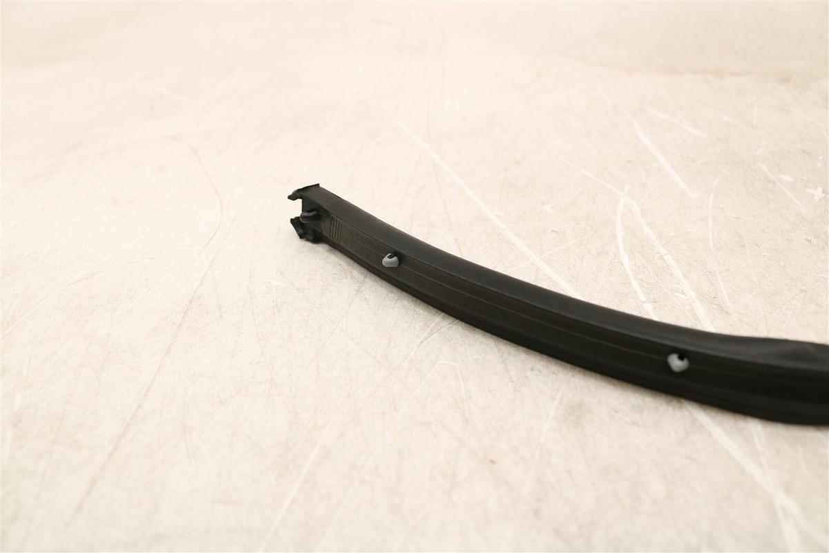 NEW OEM Rear Right Door Rear Weatherstrip Seal 678730E010 NEW OEM Rear Right Door Rear Weatherstrip Seal 678730E010
