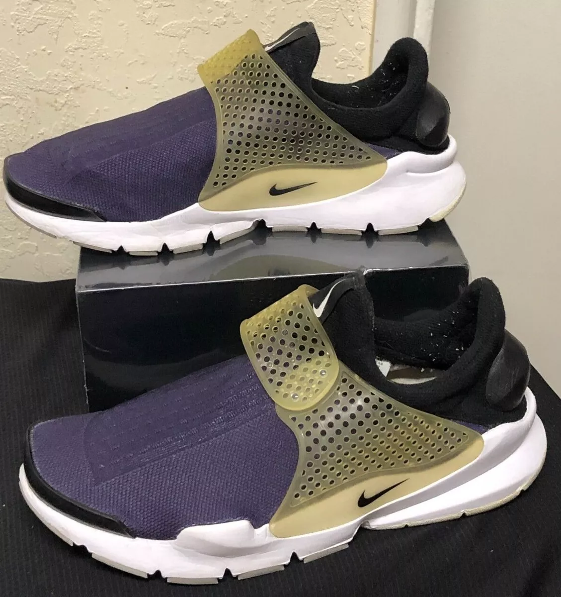Nike Sock Dart ID Varsity AH3047 991 Athletic Shoes Women Sz 9 Navy Blue Used