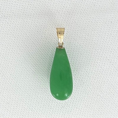14k Solid Yellow Gold Pear Green Jade Pendant Necklace