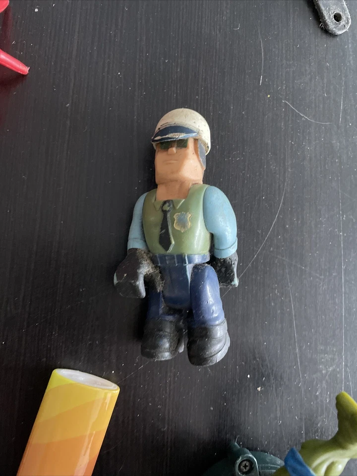 Vintage Random Toy Lot TMNT HeMan Micro Machines Dinosaurs Skeletor Leonardo - Image 4 of 4