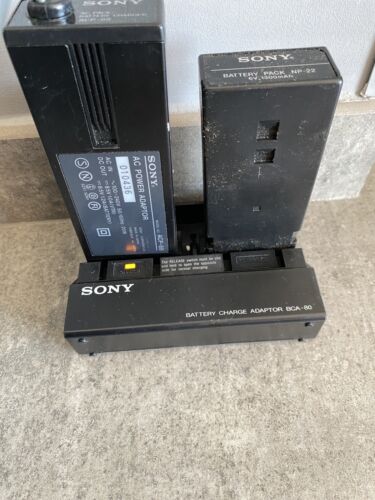 Sony Video 8 Pro CCD-V100E Camera Recorder Camcorder CCD V100 très bon état - Picture 4 of 10